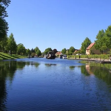 Wunderschoenes Blockbohlenhaus Am Plauer See, Cleaning Included Plau am See